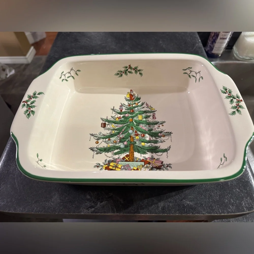 Spode Christmas Tree Rectangular Handled Dish - Picture 2 of 5
